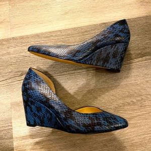 New 1. State royal blue 3 inch heels, size 7